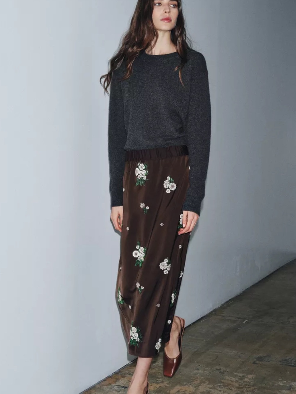 Zara NWT ZW Collection Limited Edition sequin embroidered midi skirt 2731/271 - Picture 2 of 14
